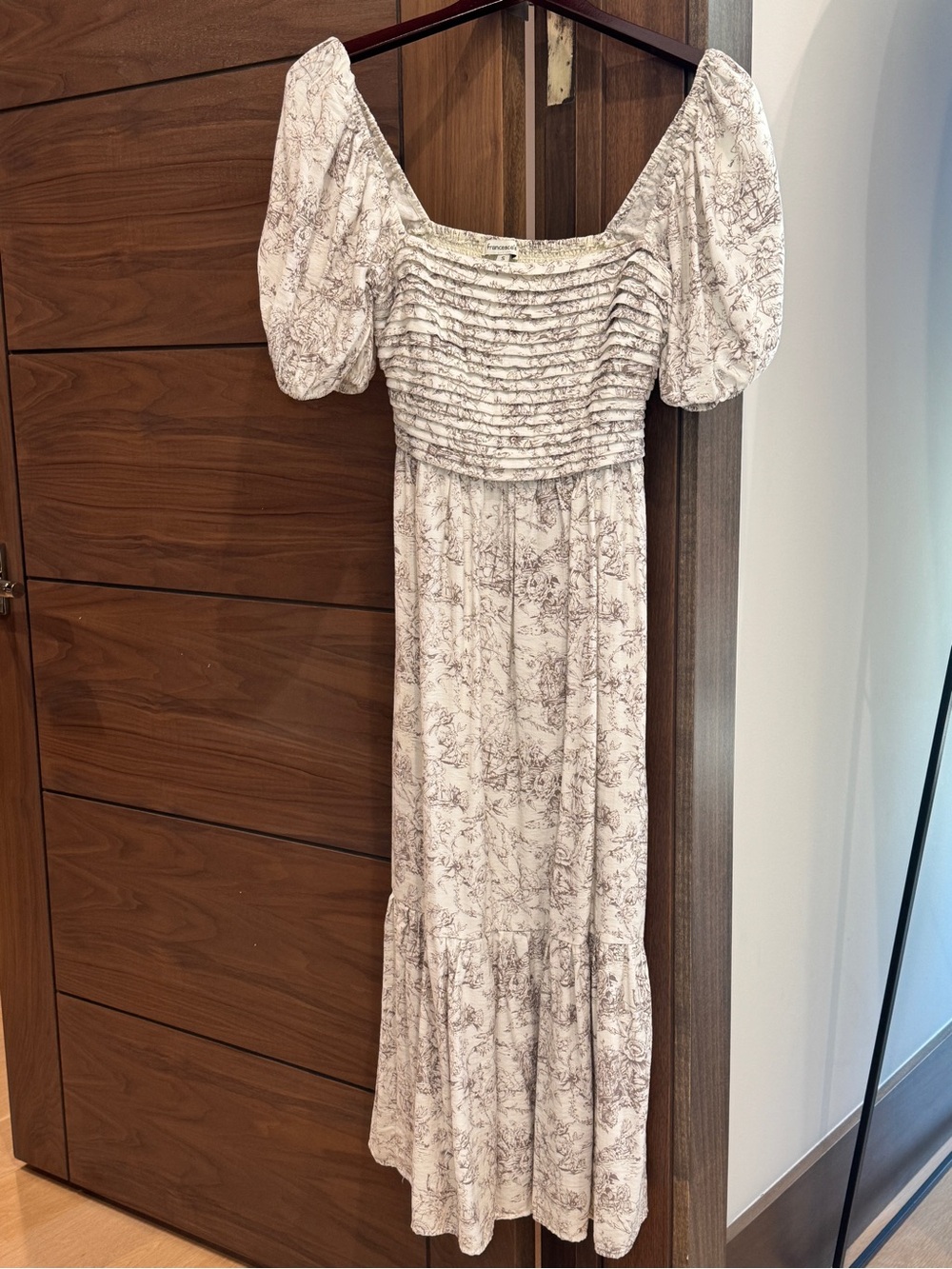 Francesca's Collections Cream Floral Puff-Sleeve Smocked Maxi Dress